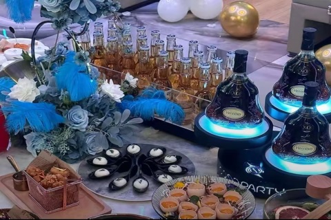 郑州KTV招聘,郑州天阙KTV招聘酒水促销员,给梦想更大舞台